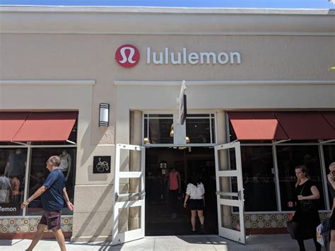 lululemon outlet.